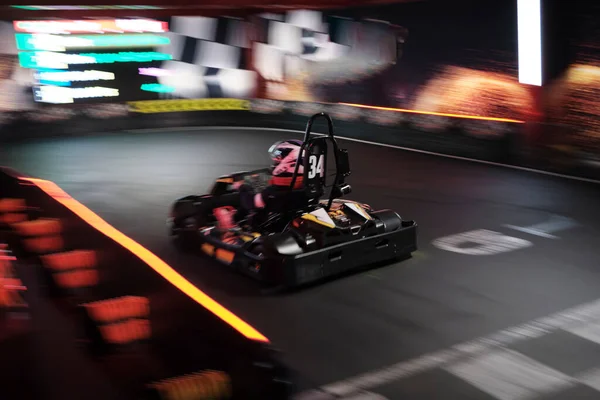 Electric Kart Driver Speed Rive Indoor Circuit Race — Stok fotoğraf