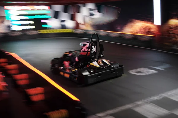 Electric Kart Driver Speed Rive Indoor Circuit Race — Stockfoto