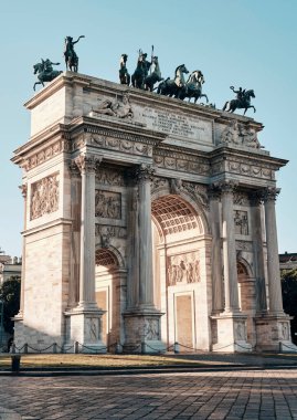 2022 Haziran - Arco della Pace (Barış Kemeri), Porta Sempione, Milan, İtalya.