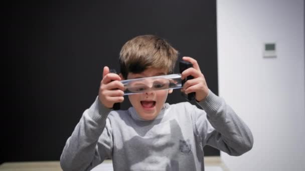 Science Development Child Having Fun Playing Celendric Glass Figure Distorting — Stock video