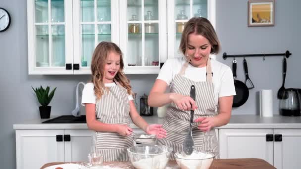 Portrait Charming Girl Together Mother Pour Wheat Flour Bowl Making — Stock videók