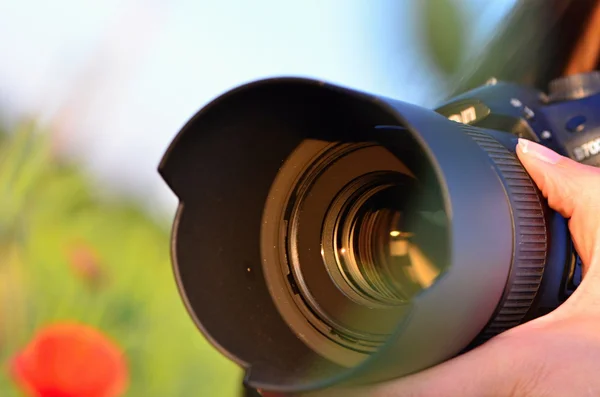 Lens