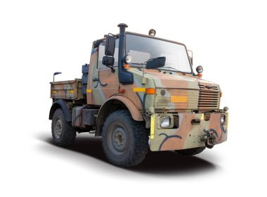 Unimog askeri kamyonu beyaz arka planda izole edildi