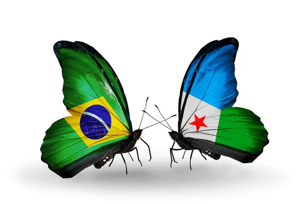 Dva motýli s příznaky na křídlech jako symbol vztahů, Brazílie a Džibuti — Stock fotografie