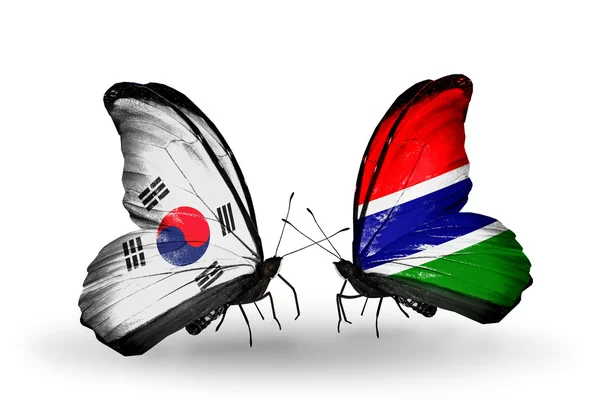 2 つの蝶の翼上のフラグと関係の象徴として南朝鮮そしてガンビア — ストック写真