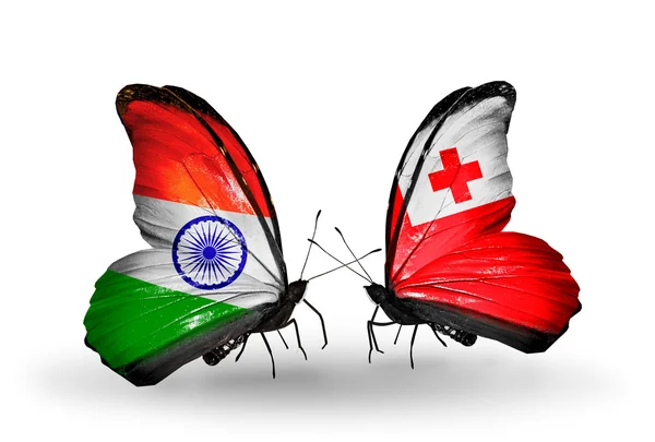 Dos mariposas con banderas en alas como símbolo de relaciones India y Tonga —  Fotos de Stock