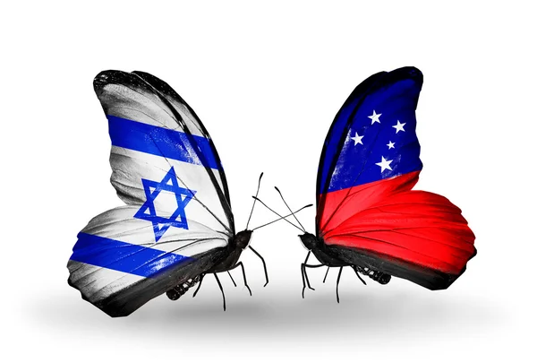 Zwei Schmetterlinge mit Fahnen auf Flügeln als Symbol der Beziehungen zwischen Israel und Samoa — Stockfoto
