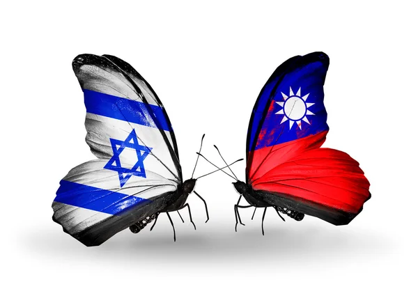 Twee vlinders met vlaggen op vleugels als symbool van de betrekkingen, Israël en taiwan — Stockfoto
