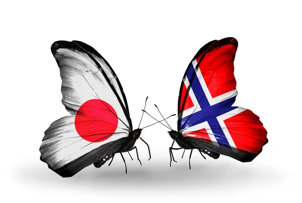 Japonya ve Norveç arasındaki ilişkinin sembolü olarak kanatlı iki kelebek. — Stok fotoğraf