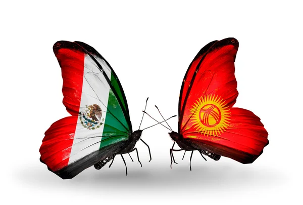 Twee vlinders met vlaggen van mexico en kirghiz op vleugels — Stockfoto