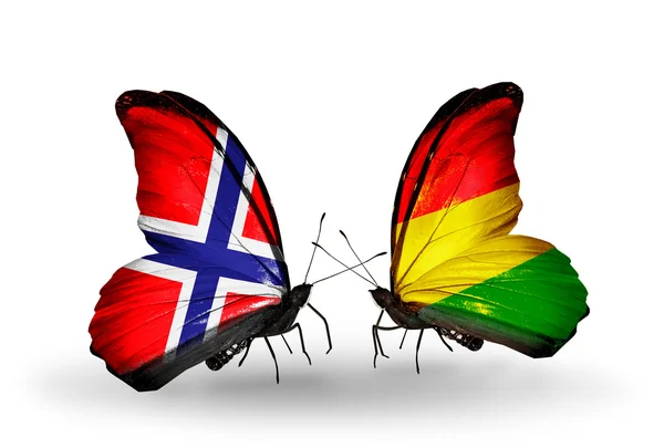 Borboletas com bandeiras da Noruega e da Bolívia — Fotografia de Stock