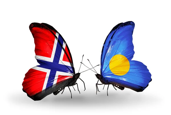 Butterflies with Norway and Palau flags on wings — Stock Photo, Image