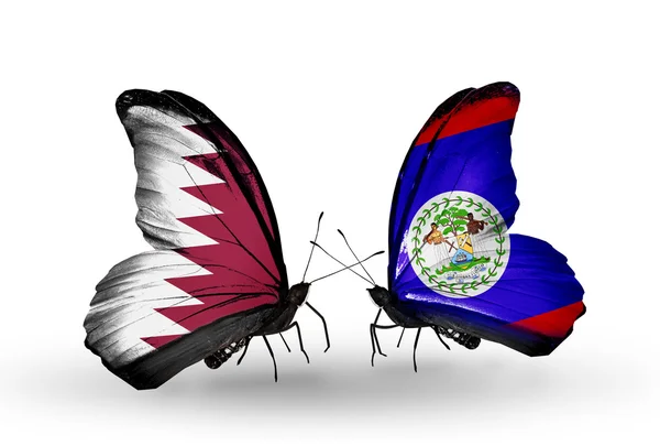 Farfalle con bandiere Qatar e Belize sulle ali — Foto Stock