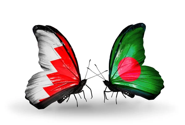 Borboletas com bandeiras do Bahrein e Bangladesh em asas — Fotografia de Stock