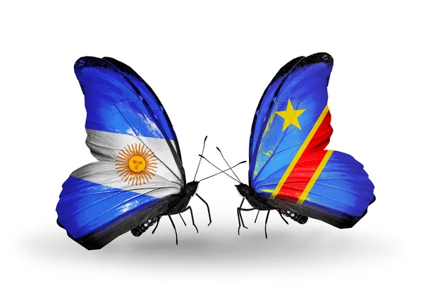 Mariposas con banderas de Argentina y Kongo en alas — Foto de Stock