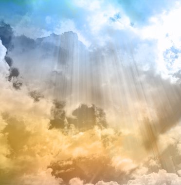 renkli gökyüzü bulutlu