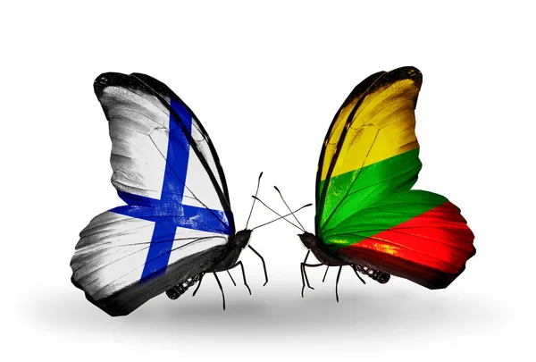 Mariposas con banderas de Finlandia y Lituania en alas —  Fotos de Stock