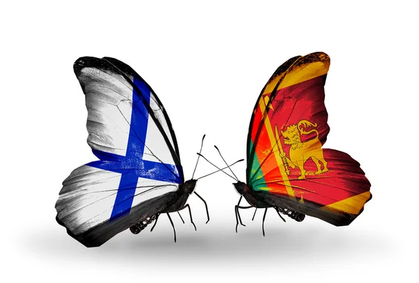 Papillons avec drapeaux Finlande et Sri Lanka sur les ailes — Photo