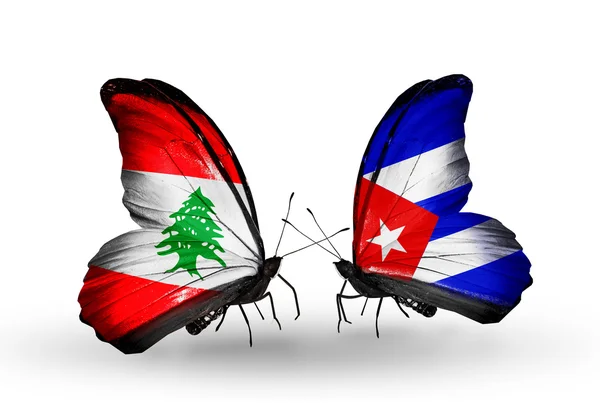 Papillons avec drapeaux Liban et Cuba sur les ailes — Photo