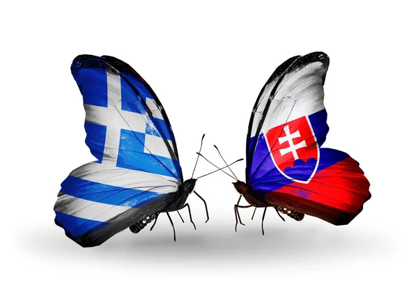 Dwa motyle z flagami stosunków, Grecja i Słowacja — Zdjęcie stockowe