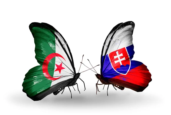 Dos mariposas con banderas de relaciones Argelia y Eslovaquia —  Fotos de Stock