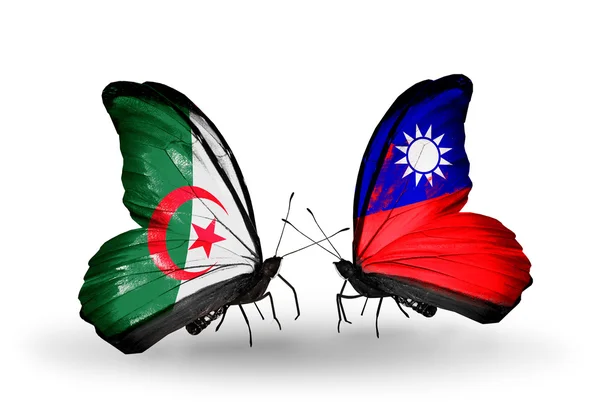 Dwa motyle z flagami stosunków, Algieria i Tajwanu — Zdjęcie stockowe