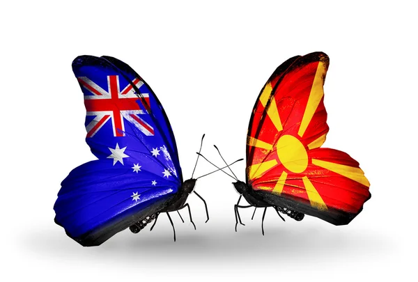 Zwei Schmetterlinge mit Fahnen der Beziehungen Australien und Mazedonien — Stockfoto