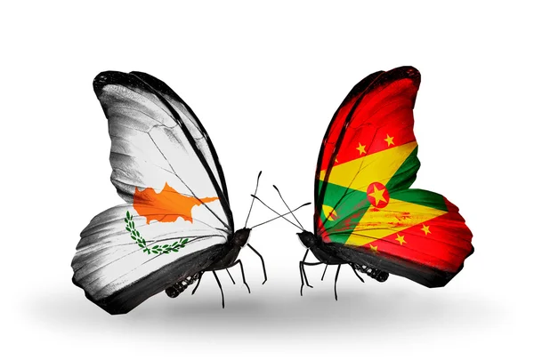 Dwa motyle z flagami stosunków, Cypr i grenada — Zdjęcie stockowe