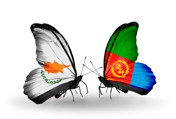Due farfalle con bandiere delle relazioni Cipro ed Eritrea — Foto Stock