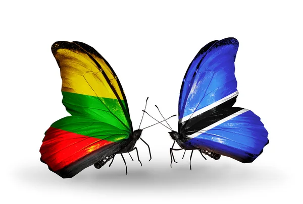 Mariposas con banderas de Lituania y Botswana — Foto de Stock
