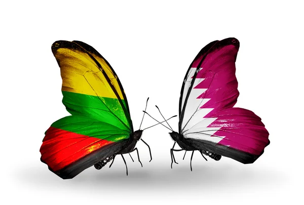Butterflies with flags of Lithuania and Qatar — Stock Photo, Image