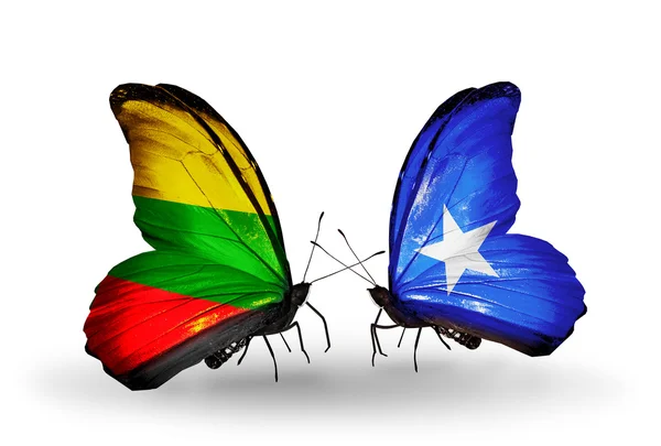 Litvanya ve Somali bayrakları taşıyan kelebekler — Stok fotoğraf