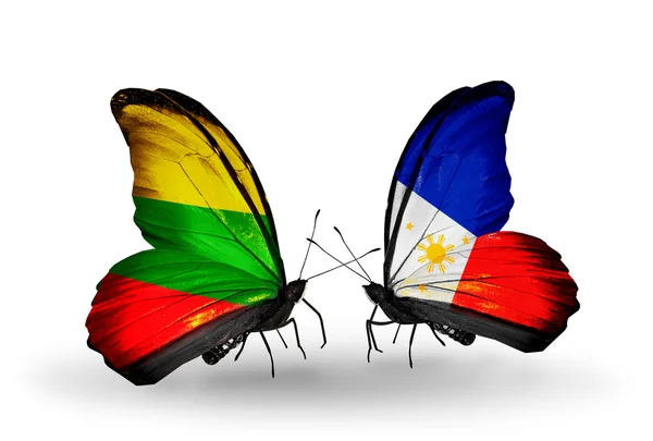 Borboletas com bandeiras da Lituânia e Filipinas — Fotografia de Stock