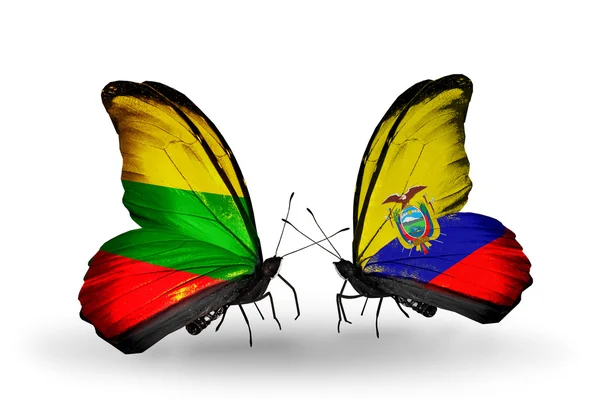 リトアニアとエクアドルの国旗と蝶 — ストック写真