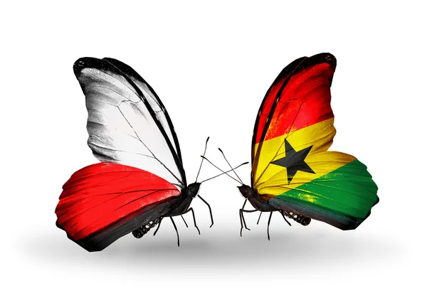 Mariposas con banderas de Polonia y Ghana — Foto de Stock
