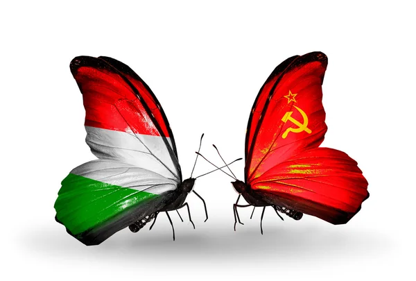 Mariposas con banderas Hungría y Unión Soviética — Foto de Stock