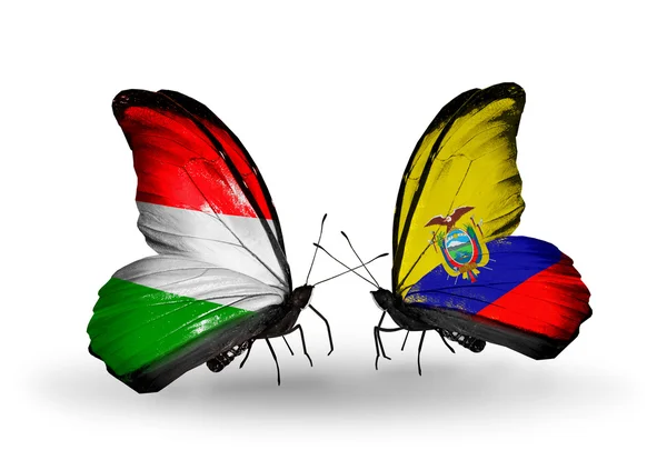 Vlinders met vlaggen Hongarije en ecuador — Stockfoto