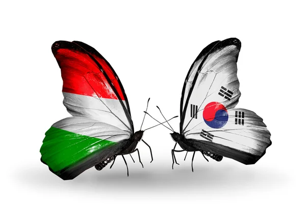 Fjärilar med flaggor Ungern och Sydkorea — Stockfoto