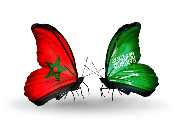 Deux papillons avec des drapeaux Maroc et Arabie Saoudite — Photo