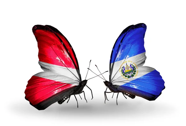 Motyle z flagami Łotwa i salvador — Zdjęcie stockowe