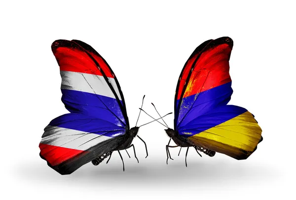 Mariposas con banderas de Tailandia y Armenia — Foto de Stock