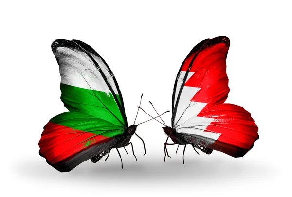 Mariposas con banderas de Bulgaria y Bahréin en alas —  Fotos de Stock
