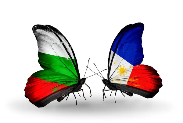 Butterflies with Bulgaria and Philippines flags on wings — Stock Photo, Image