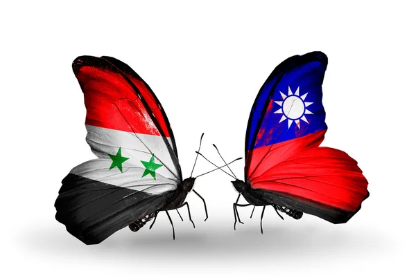 Farfalle con le bandiere di Siria e Taiwan sulle ali — Foto Stock
