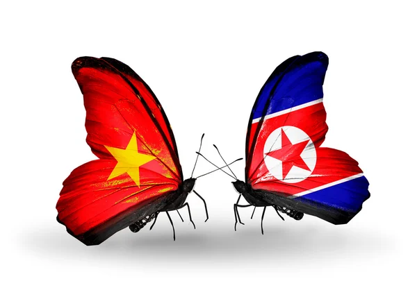 Dos mariposas con banderas de Vietnam y Corea del Norte —  Fotos de Stock