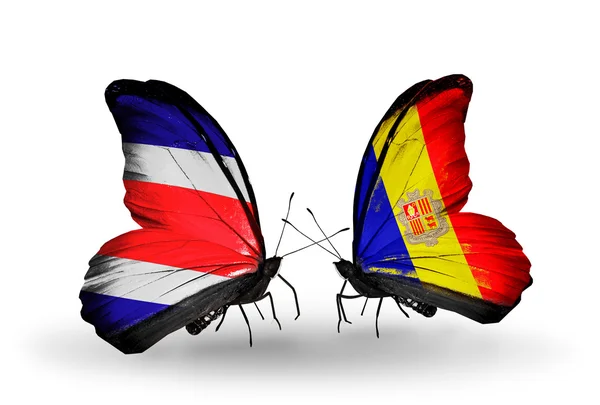 Papillons avec des drapeaux Costa Rica et Andorre sur les ailes — Photo