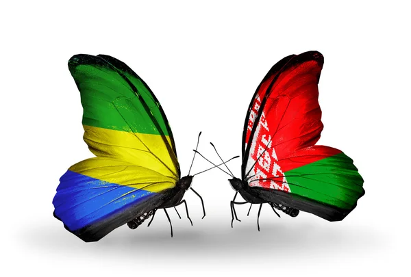Papillons avec drapeaux Gabon et Belarus sur les ailes — Photo
