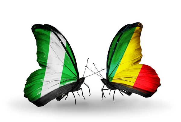Fjärilar med nigeria och kongo flaggor på vingar — Stockfoto
