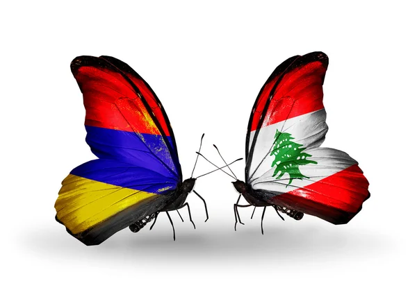 पंखों पर आर्मेनिया और लेबनान झंडे के साथ तितली — स्टॉक फ़ोटो, इमेज
