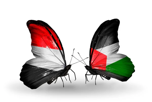 Butterflies with  Yemen and   Palestine flags on wings — Stock Photo, Image